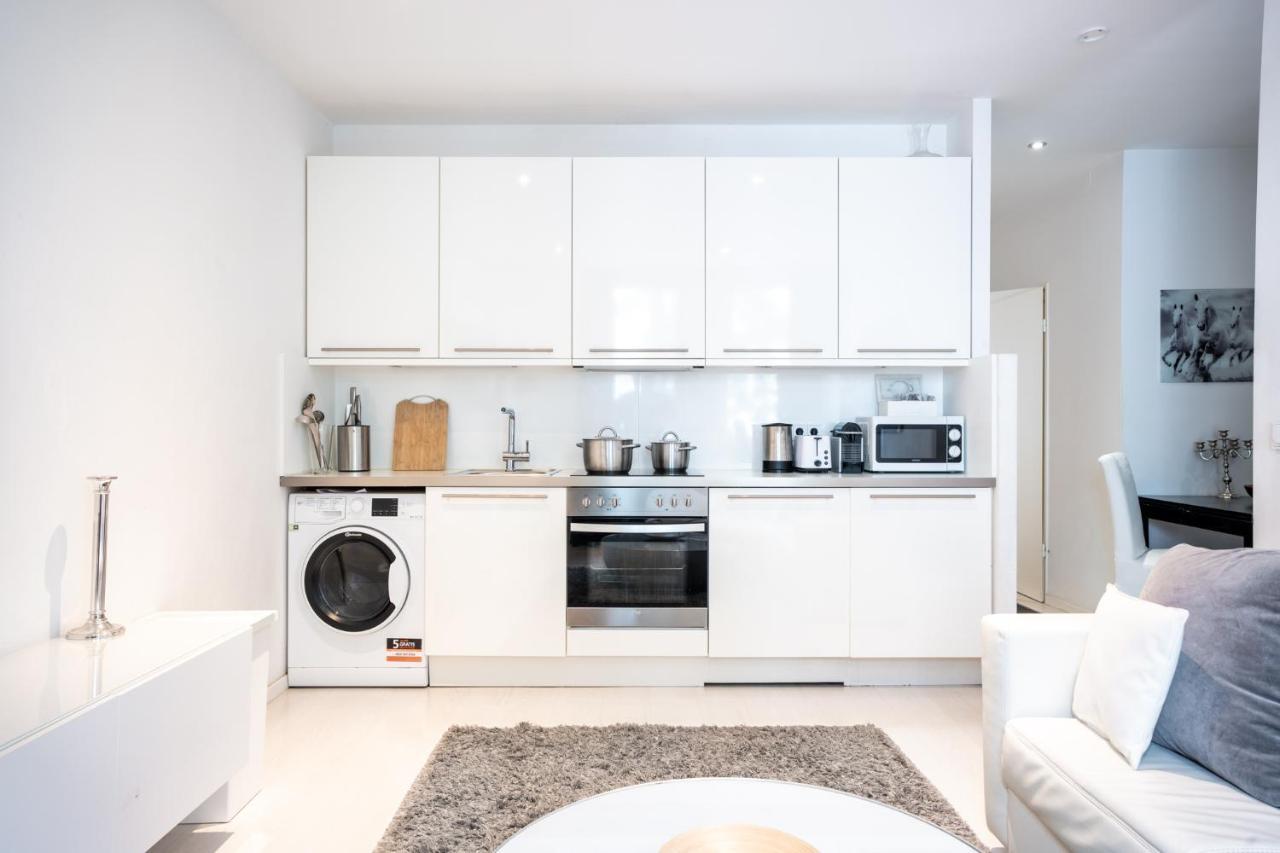 Komplette 2 Zimmer Wohnung Zentral Neben Oktoberfest Munich Exterior photo